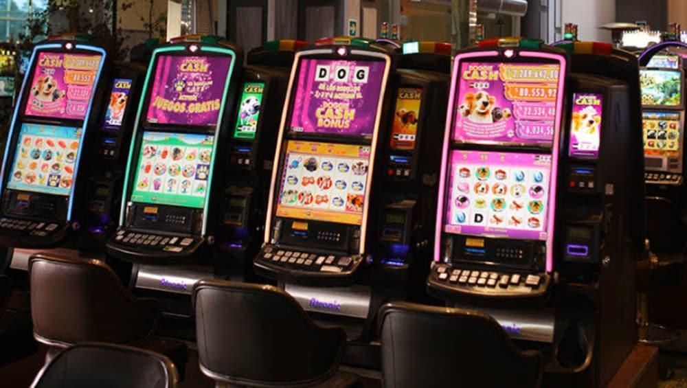 Hotel Dreams Valdivia Exterior photo Video slot machines